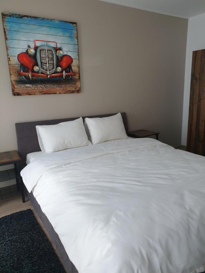 Qualis Apartament2 Appartement Braşov Buitenkant foto