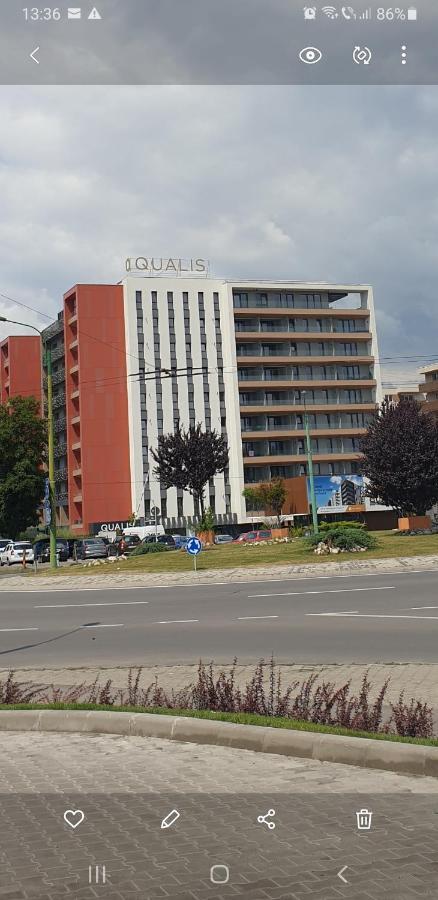 Qualis Apartament2 Appartement Braşov Buitenkant foto