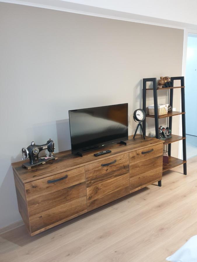 Qualis Apartament2 Appartement Braşov Buitenkant foto