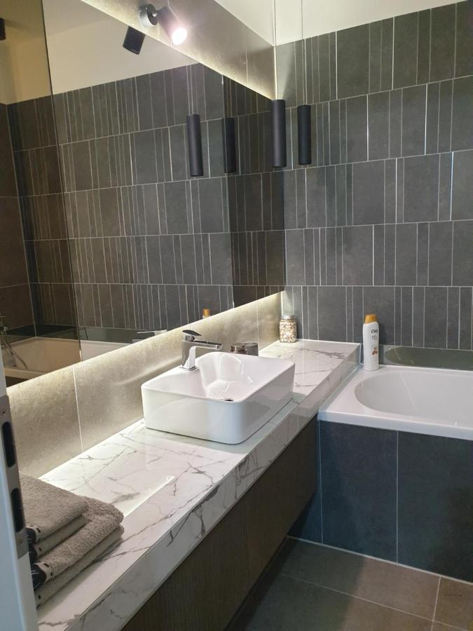 Qualis Apartament2 Appartement Braşov Buitenkant foto